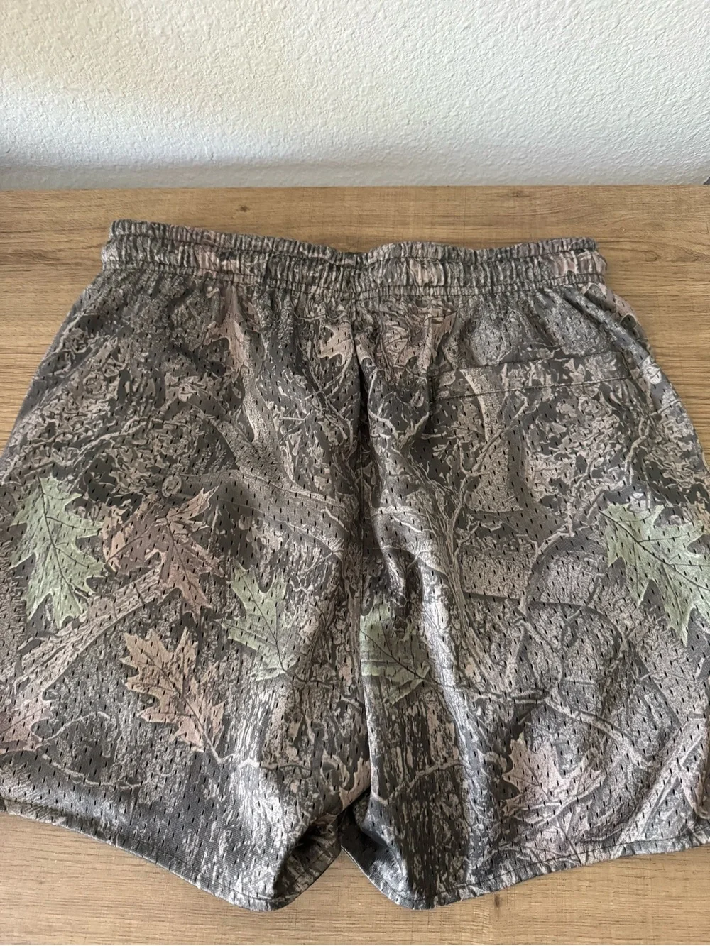 YoungLA breathable athletic